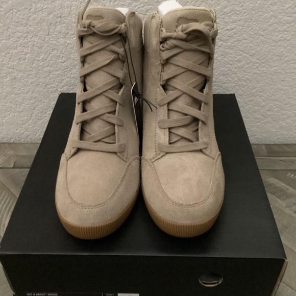 SOREL  Out N About™ Wedge II, size 9.5 - Picture 6 of 9
